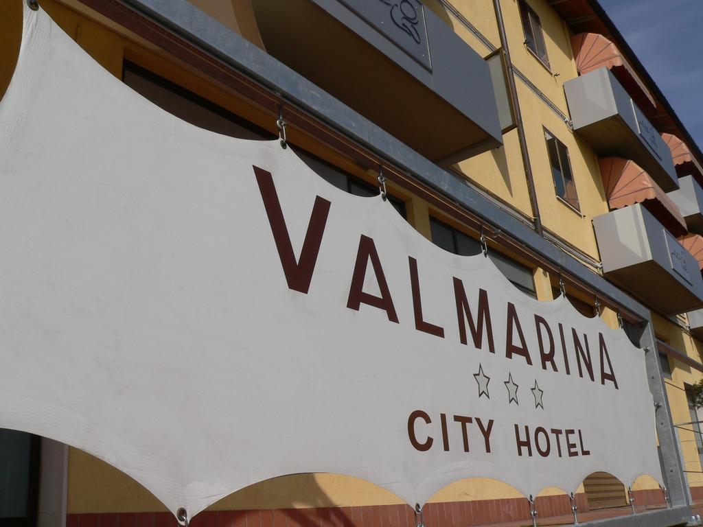 Valmarina 호텔 칼렌자노 외부 사진